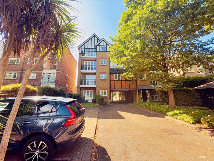 1 Bedroom Flat To Rent In Brackley Road, Chartwell Lodge, BR3