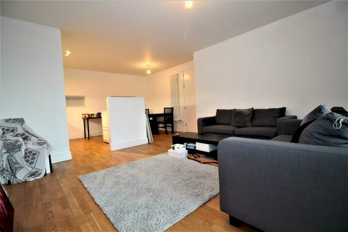 2 Bedroom Apartment To Rent In The Quad, Highcross Street, Leicester, LE1