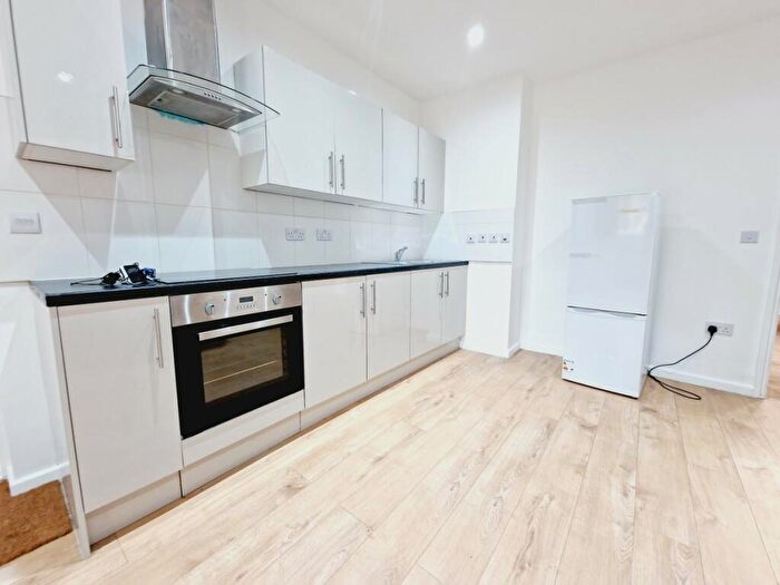 1 Bedroom Flat To Rent In Rushmore Road, Clapton, E5