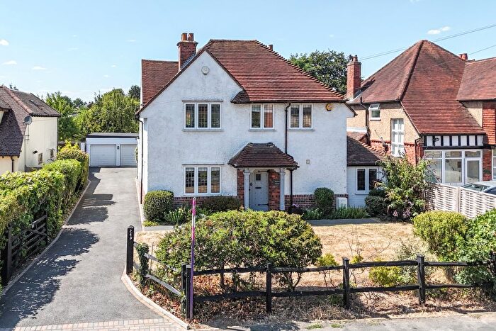 4 Bedroom Detached House For Sale In Courthouse Road, Maidenhead, Berkshire, SL6