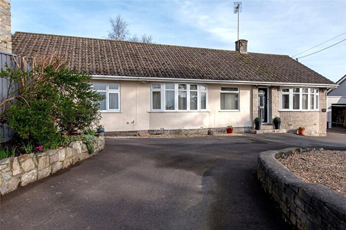 4 Bedroom Bungalow For Sale In Bath Road, Ashcott, Bridgwater, Somerset, TA7