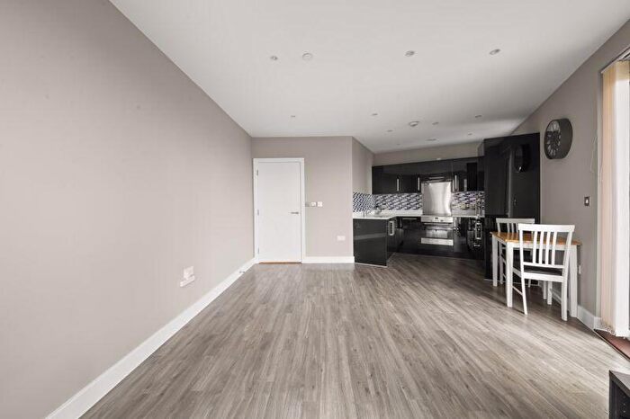 1 Bedroom Flat To Rent In Venice House, Hatton Road, Wembley, HA0