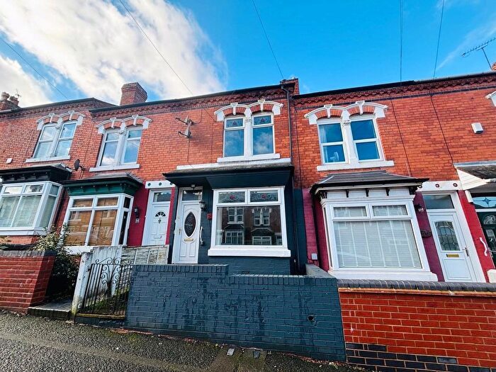 3 Bedroom Terraced House For Sale In Katherine Road, Smethwick, West Midlands, B67