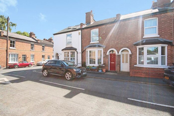 2 Bedroom Terraced House For Sale In Northcote Street, Leamington Spa, Warwickshire, CV31