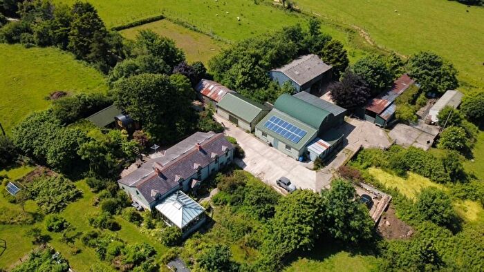 4 Bedroom Equestrian Facility For Sale In Ty Canol, Rhosfach, Clunderwen, SA66