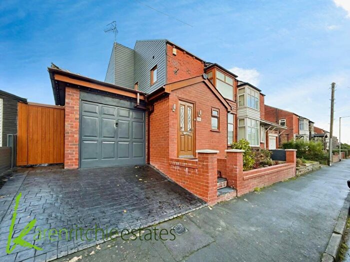 3 Bedroom Semi Detached House For Sale In Kirkby Road, Heaton, BL1