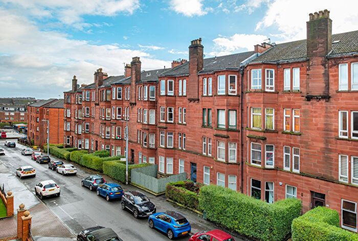 2 Bedroom Flat For Sale In Golfhill Drive, Dennistoun, Glasgow, G31