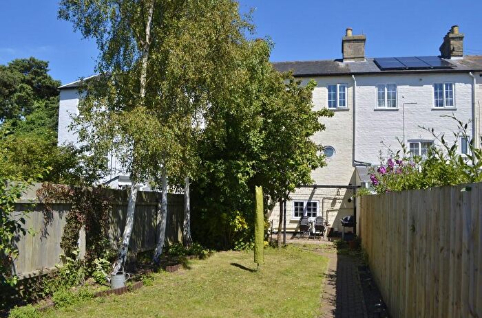 3 Bedroom Town House For Sale In St. Georges Terrace, Church Road, IP11