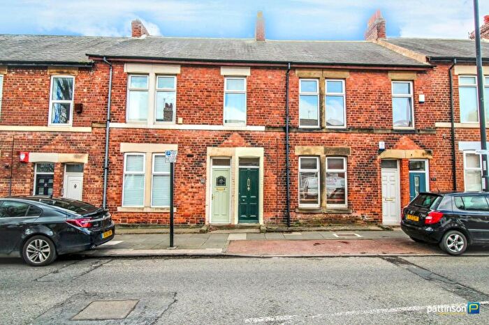 2 Bedroom Flat To Rent In Salters Road, Gosforth, Newcastle Upon Tyne, Tyne And Wear, NE3
