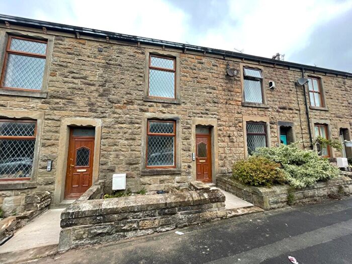4 Bedroom Terraced House For Sale In Burnley Road, Accrington, Lancashire, BB5