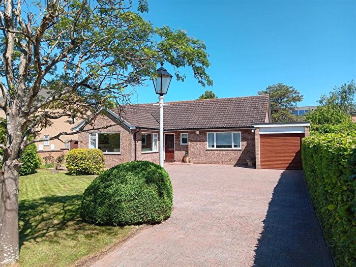4 Bedroom Detached Bungalow For Sale In Herne Road, Oundle, PE8