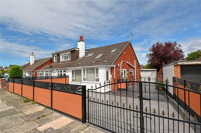 2 Bedroom Bungalow For Sale In Bradda Close, Upton, Wirral, CH49