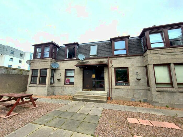 2 Bedroom Flat To Rent In Riverside Terrace, The City Centre, Aberdeen, AB10