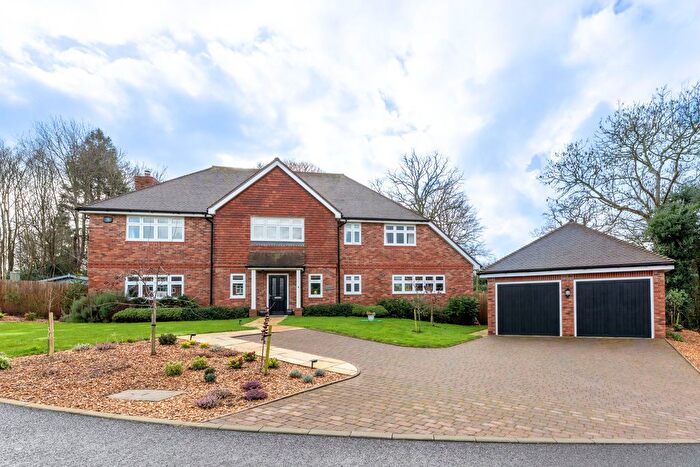 5 Bedroom Detached House For Sale In North Drive, Maresfield Park, Maresfield, TN22