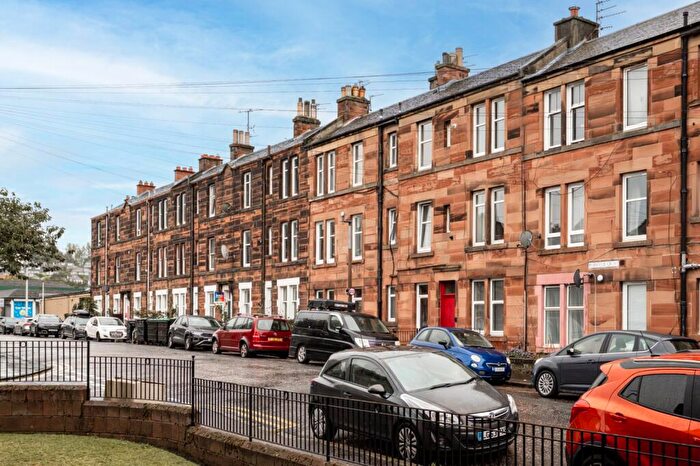 1 Bedroom Flat For Sale In / Piersfield Grove, Edinburgh, EH8