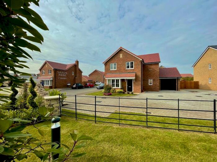 4 Bedroom Detached House To Rent In Peacock Lane, Biddenham, MK40