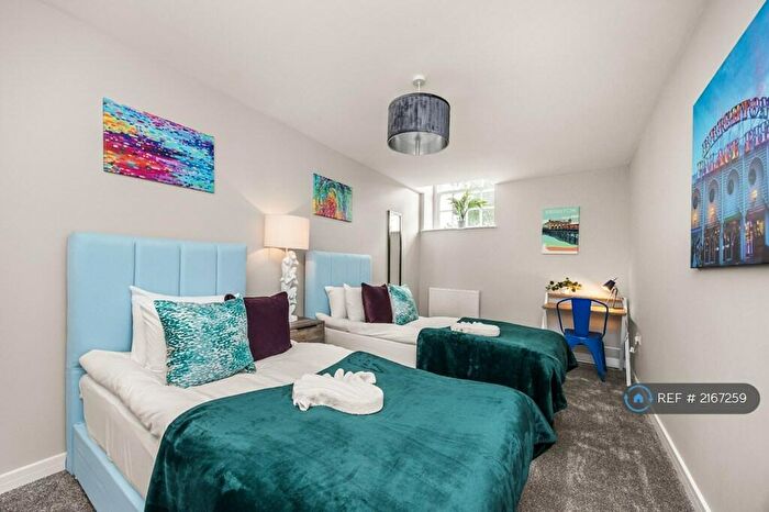 2 Bedroom Flat To Rent In Richmond Place, Brighton, BN2