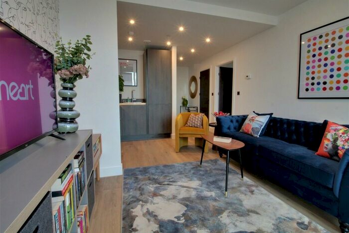 1 Bedroom Apartment To Rent In The Regent, Snow Hill Wharf, Shadwell Street, Birmingham, B4