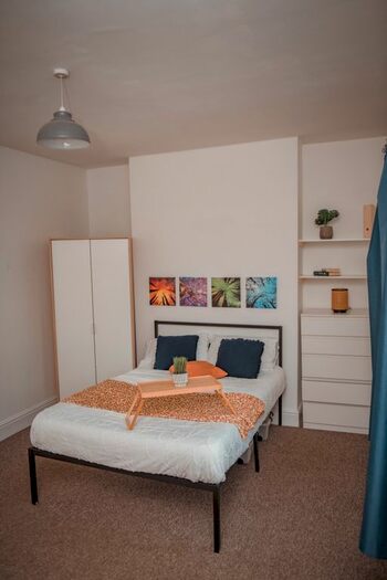 5 Bedroom Terraced House To Rent In Alexandra Terrace, Swansea, SA2