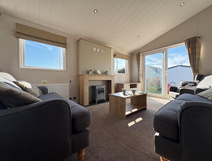 3 Bedroom Lodge For Sale In Three Bed Willerby Everleigh Lodge, Pevensey Bay Holiday Park, Pevensey Bay, Eastbourne, East Sussex, BN24