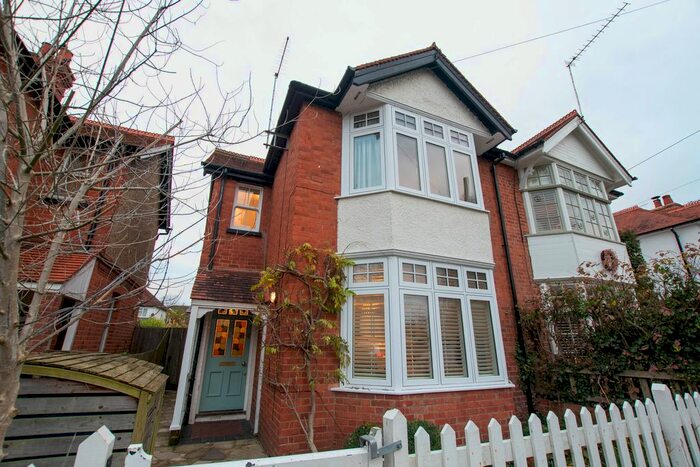 3 Bedroom Semi-Detached House To Rent In Roman Lea, Cookham, Maidenhead SL6