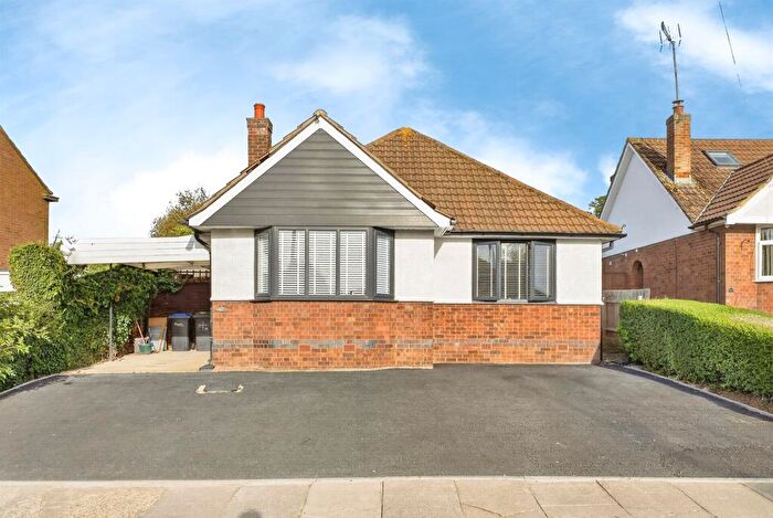 3 Bedroom Detached Bungalow For Sale In Chalcombe Road, Northampton, NN2