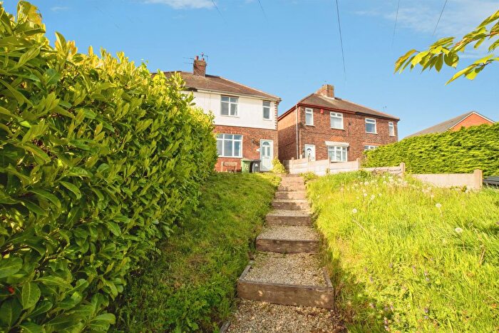 3 Bedroom Semi-Detached House For Sale In Laceyfields Road, Heanor, DE75