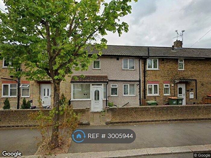 3 Bedroom Terraced House To Rent In Churchill Road, London, E16