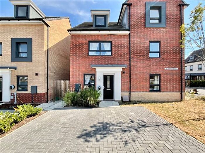 4 Bedroom Semi-Detached House For Sale In Plover Way, Waverley, Rotherham, Rotherham, S60