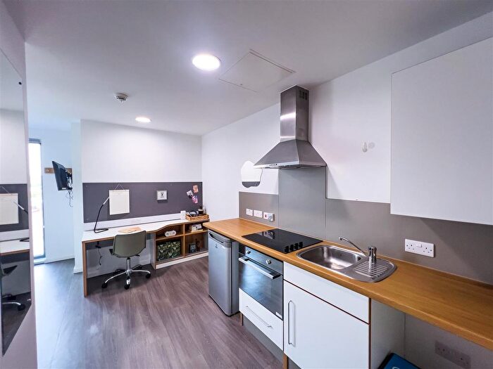 Studio To Rent In North Hanover Street, Glasgow, G4