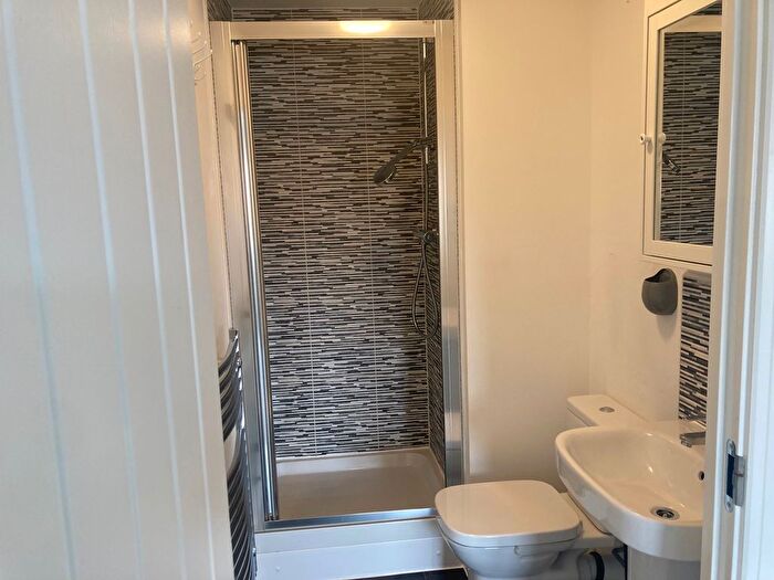 5 Bedroom Property To Rent In Guildford Avenue, Milton Keynes, MK4