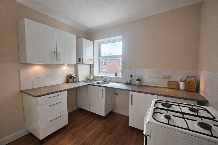 1 Bedroom Flat To Rent In Bitterne Road West, Southampton, SO18