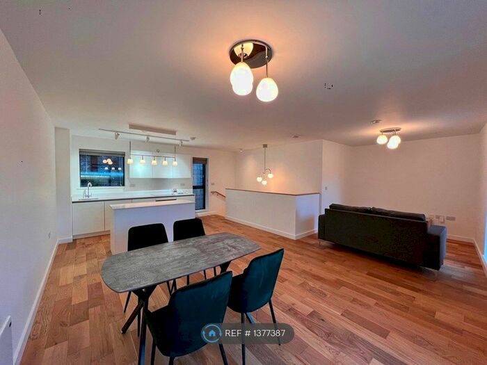 2 Bedroom Terraced House To Rent In Horseman Square, Sheffield, S3