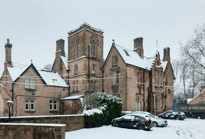 2 Bedroom Penthouse To Rent In St Ann's Tower, Leeds, LS6