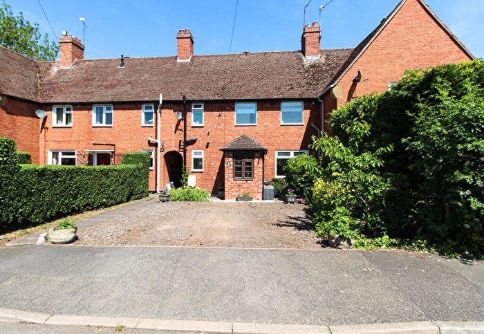 3 Bedroom Terraced House For Sale In Wedgnock Green, Warwick, CV34