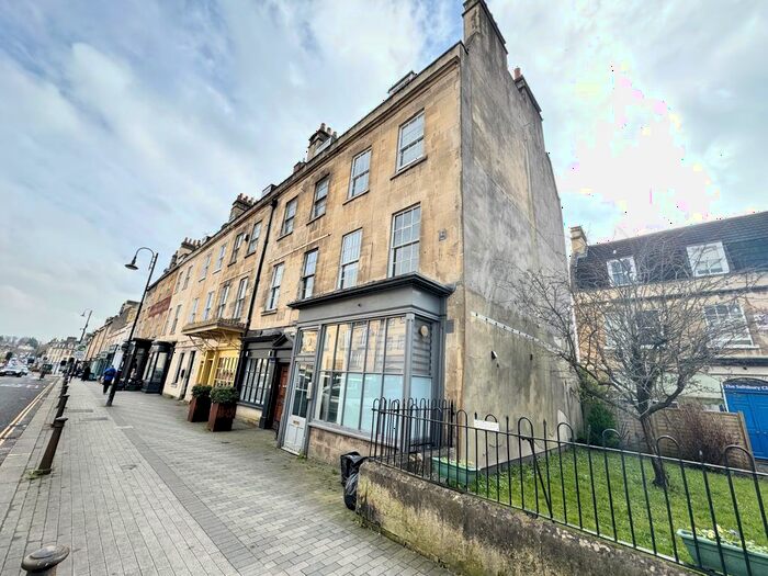 1 Bedroom Flat To Rent In Walcot Buildings, Bath, BA1