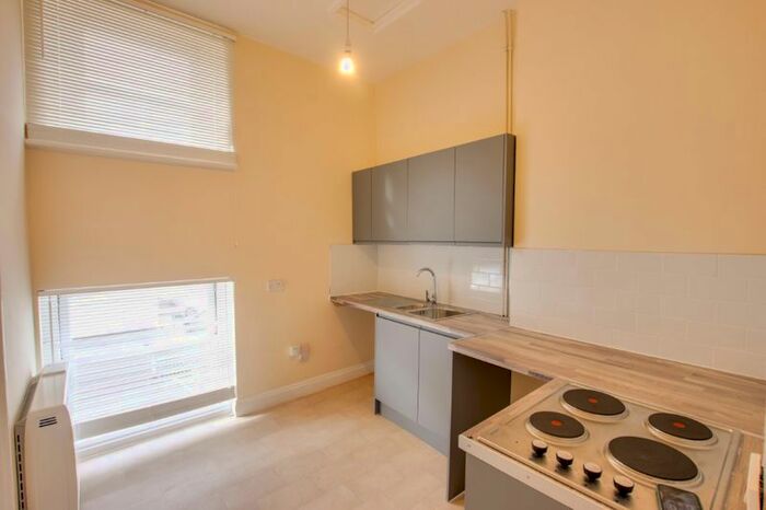 Studio To Rent In Church Street, Trowbridge, BA14