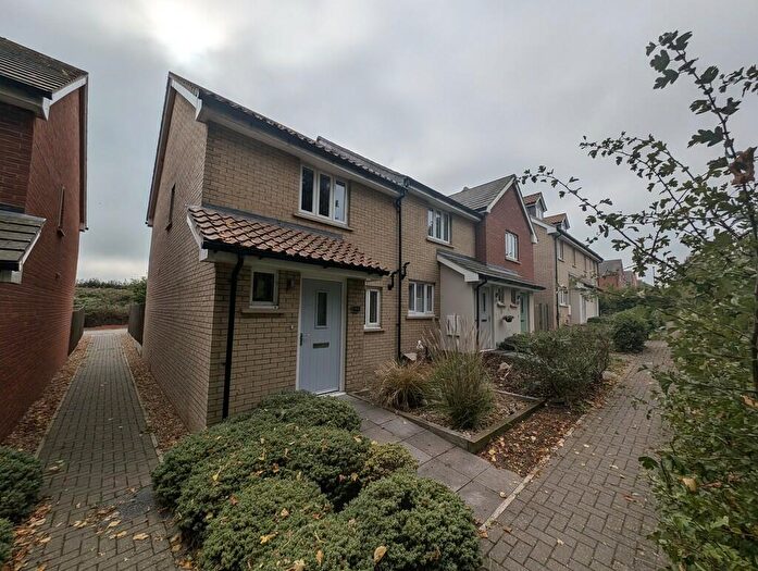 2 Bedroom End Of Terrace House For Sale In Carr Avenue, Leiston, IP16