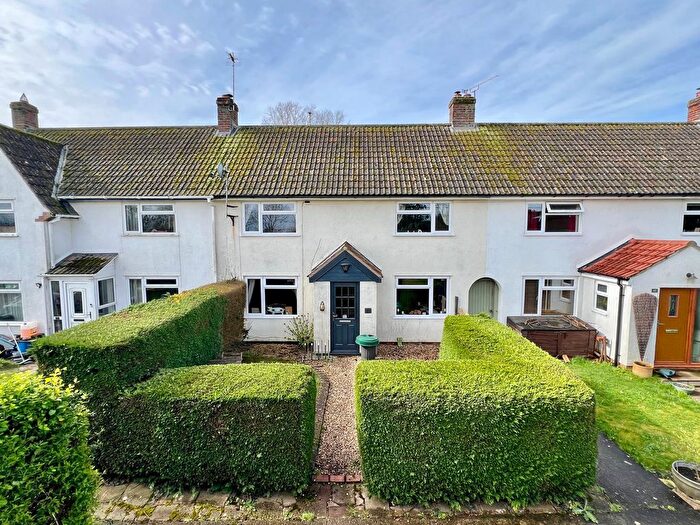 3 Bedroom Terraced House For Sale In Charlton Road, Creech Heathfield, Taunton, TA3