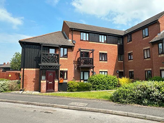 1 Bedroom End Of Terrace House To Rent In Roebuck Court, Didcot, OX11