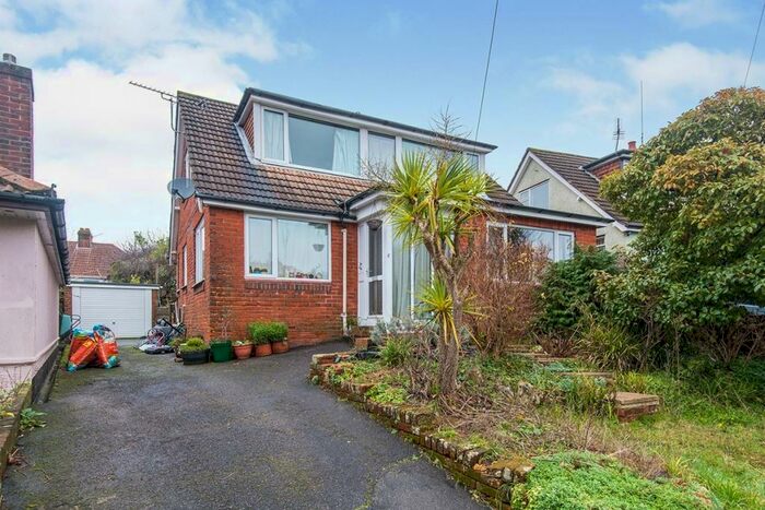 3 Bedroom Bungalow To Rent In Midanbury Crescent, Southampton, SO18