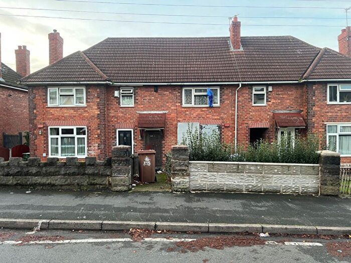 3 Bedroom Terraced House For Sale In Holden Crescent, Walsall, WS3