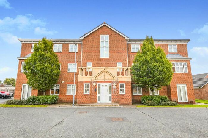 2 Bedroom Flat To Rent In Bradgate Close, Warrington, WA5