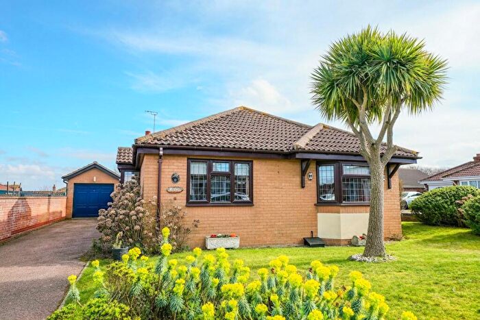 2 Bedroom Detached Bungalow For Sale In Livingstone Rise, Mundesley, NR11