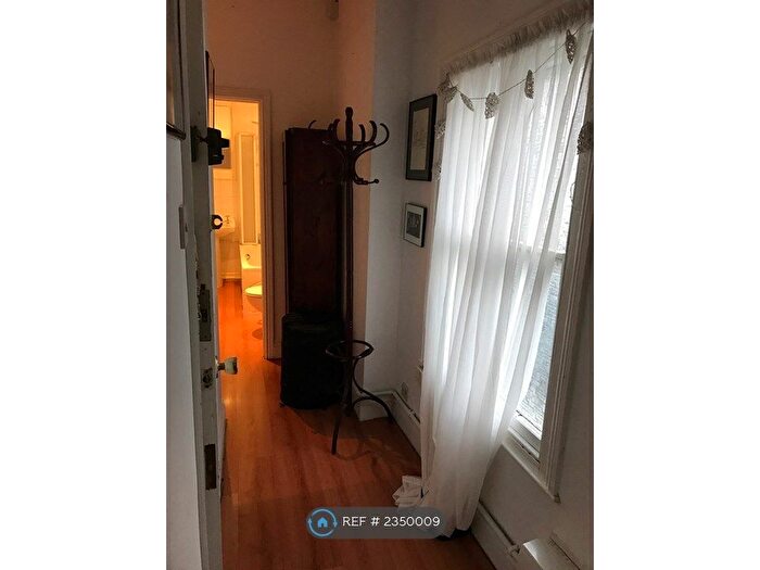 1 Bedroom Flat To Rent In Victoria Walk, Bristol, BS6