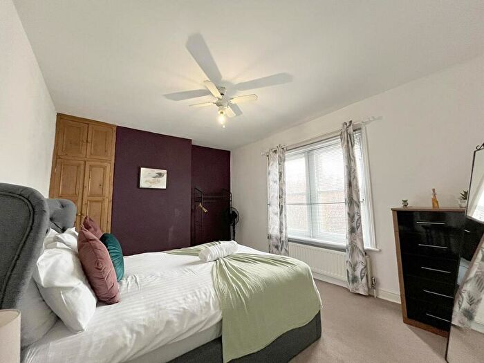 4 Bedroom Terraced House To Rent In Skipton Road, Harrogate, HG1