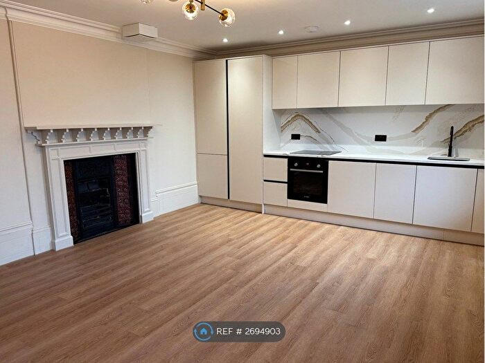 1 Bedroom Flat To Rent In Chapel Place, Ramsgate, CT11
