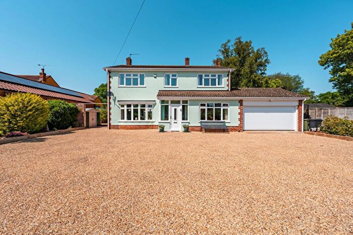 4 Bedroom Detached House For Sale In The Street, Caston, NR17