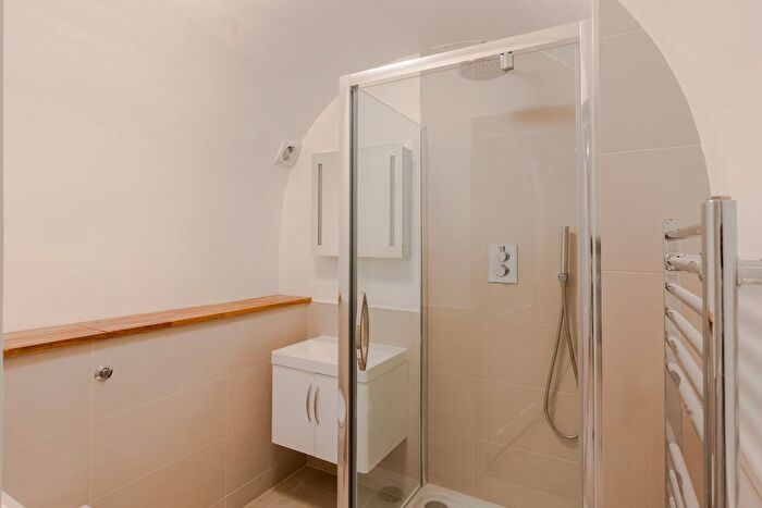 2 Bedroom Flat To Rent In Bryanston Square, Marylebone, London, W1H