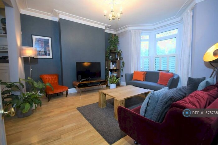 3 Bedroom Terraced House To Rent In St John's Lane, Bristol, BS3